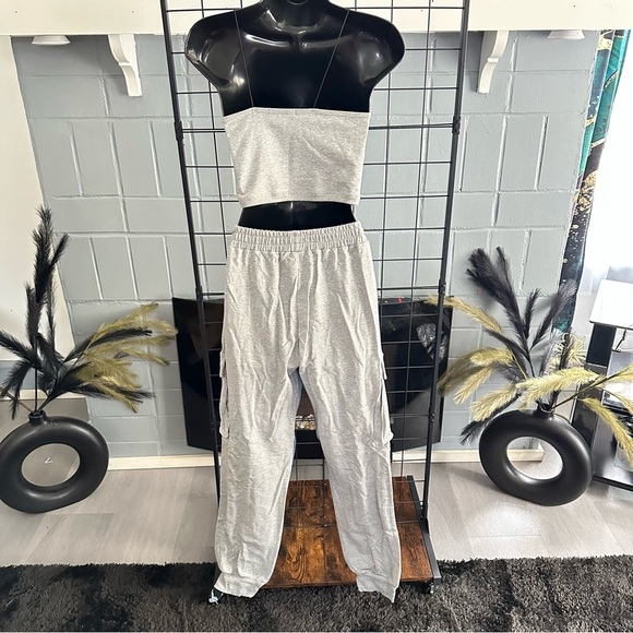 GREY FRENCH TERRY-DENIM COMBO CARGO PANT WITH TANK TOP SET - Picture 13 of 13